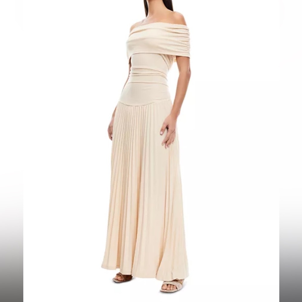 Lioness Field of Dreams Dress in oatmeal - Picture 2 of 7